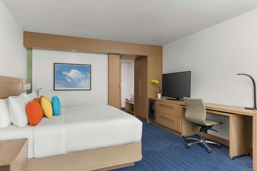 The Art Hotel Denver Curio Collection by Hilton - photo 12