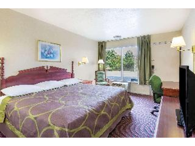 Super 8 by Wyndham Ashland Richmond - photo 17