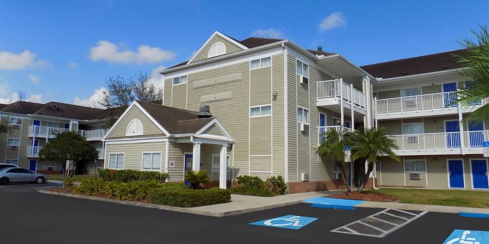 InTown Suites Extended Stay Tampa FL - photo 2