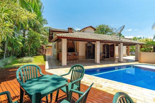 Guaratuba 4Q in Bertioga, Brasil