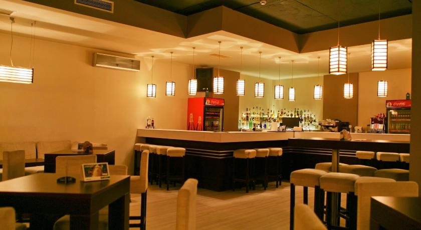 Hotel Bulgaria — Dobrich — photo 4