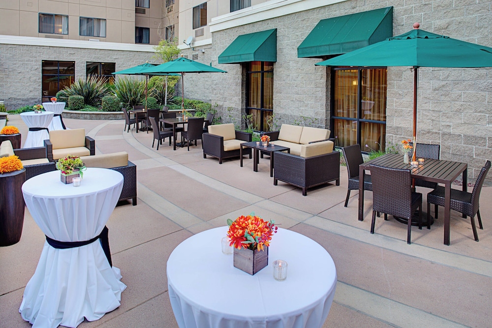 Courtyard by Marriott Sacramento Midtown - photo 3