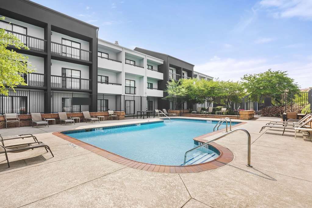 Super 8 by Wyndham Dallas Love Field Airport - featured photo