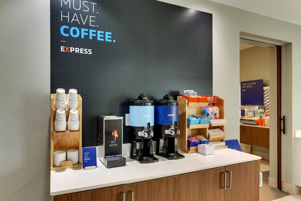 Holiday Inn Express & Suites Ardmore by IHG - photo 49