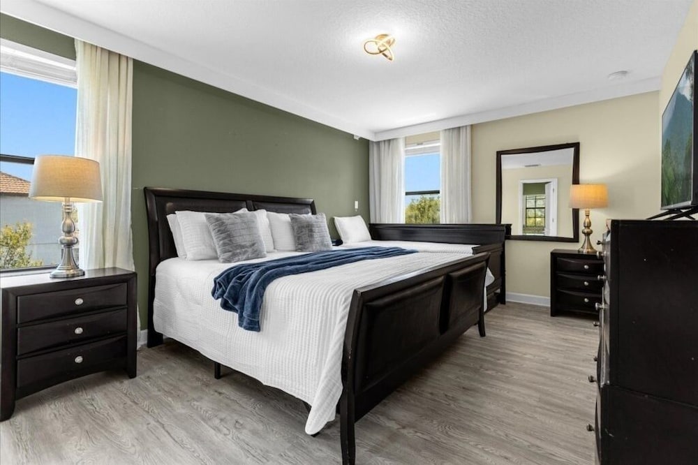 5 bedroom home Champions Gate Resort - photo 2