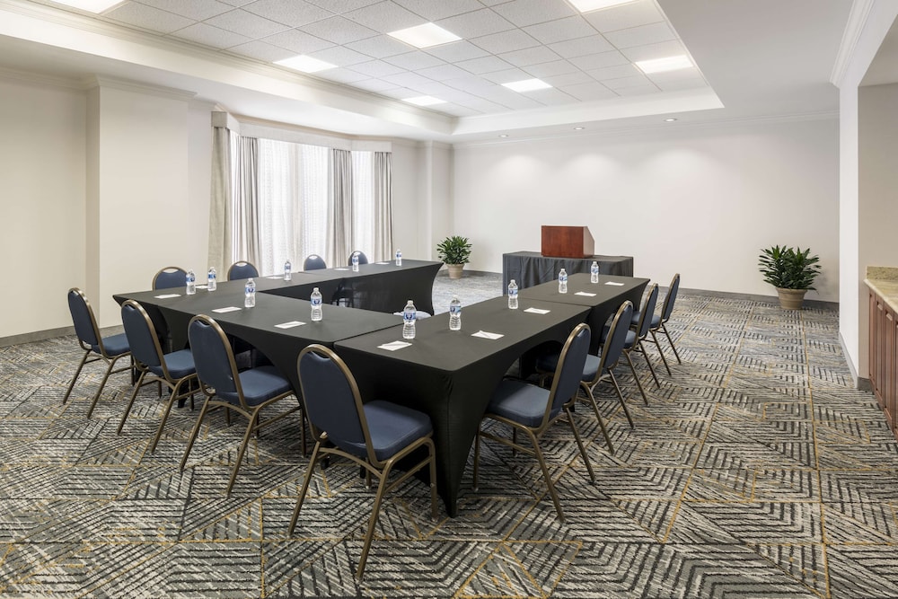 Homewood Suites by Hilton New Orleans - photo 27