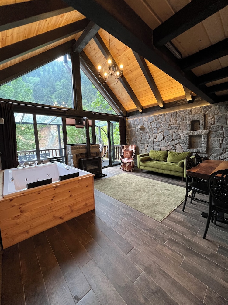 Ayder Vanak Stone Suites in Camlihemsin, Turkey