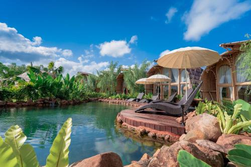 Curve Villas Boutique Resort in Tabanan, Indonesia