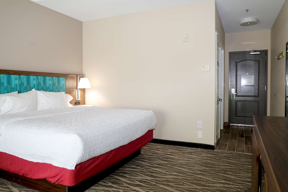 Hampton Inn Ellensburg - photo 16