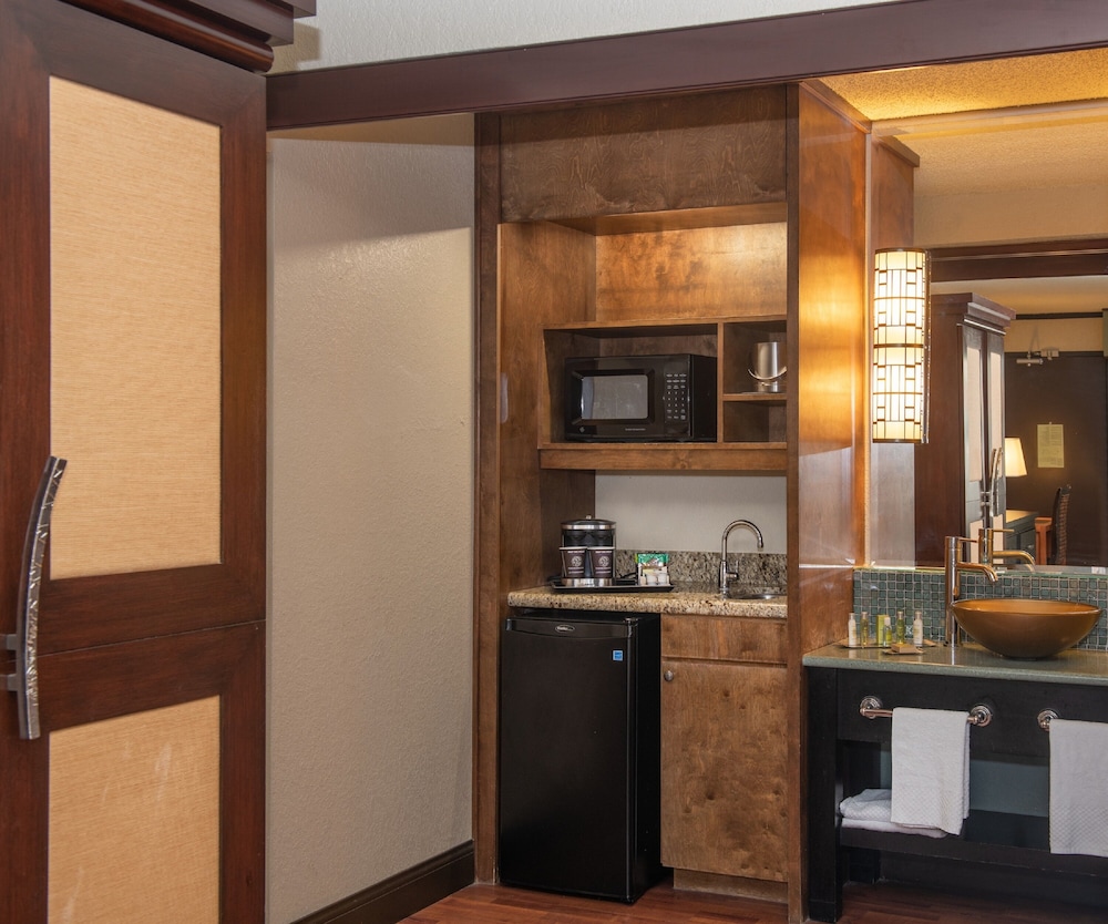 DoubleTree by Hilton Orlando Theme Park Resort - photo 27