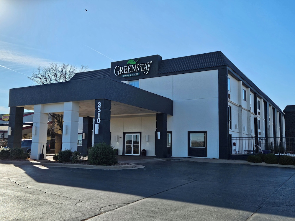 Greenstay Hotel Joplin Missouri in Joplin, United States