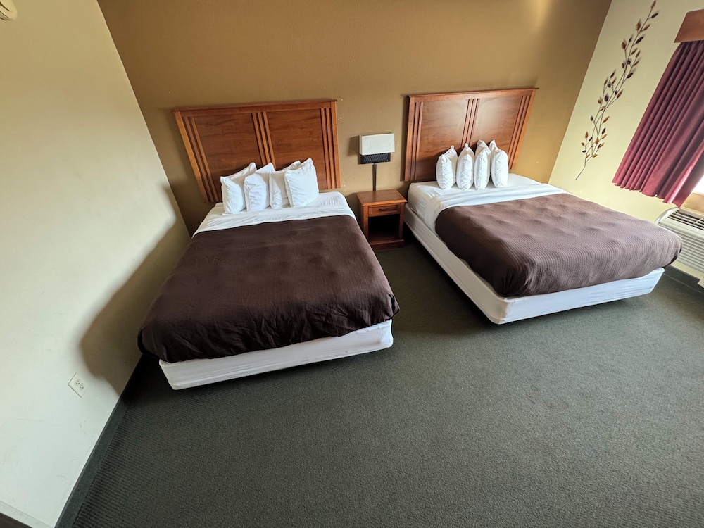 AmericInn by Wyndham McAlester - photo 12
