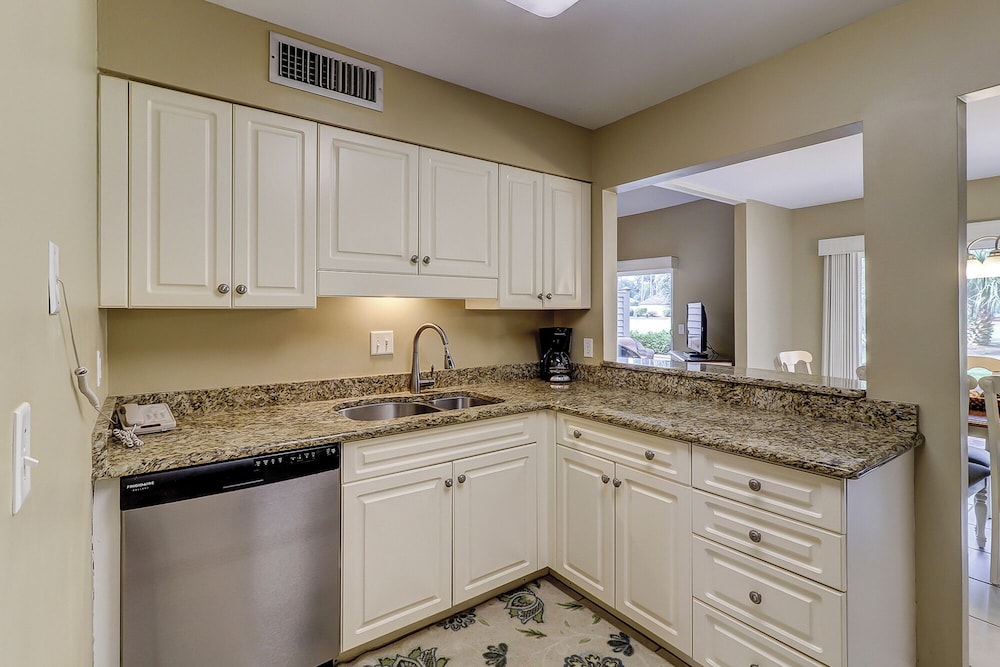 2274 Heritage Villas at The Sea Pines Resort - photo 6
