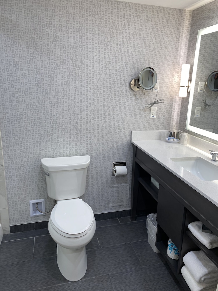 Clayton Plaza Hotel & Extended Stay - photo 16