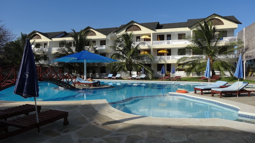 Morning Star Diani - carbon neutral hotel in Mombasa