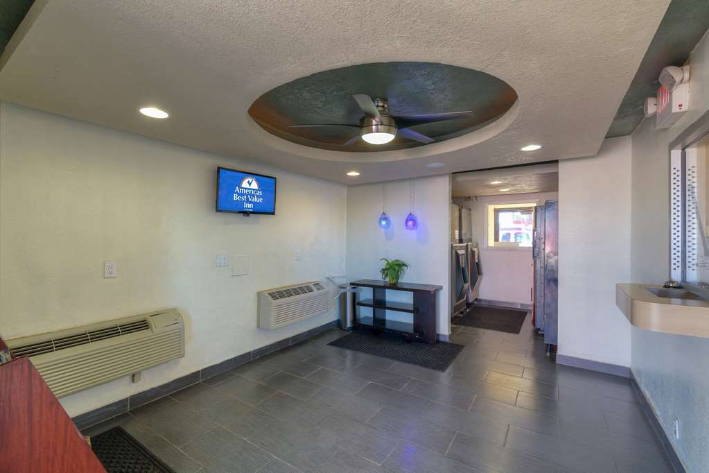 Americas Best Value Inn Amarillo Airport - photo 5