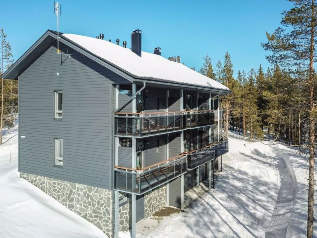 Holiday Home Ylälänsi 3 as 5 by Interhome — 4-Star Luxury Hotel in Kolari, Finland