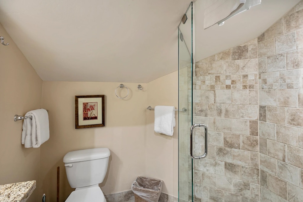 Powder Run 2 Bedroom Condo By All Seasons Resort Lodging - photo 26