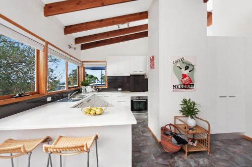 Mollymook Sun Sand Surf in Mollymook, Australia