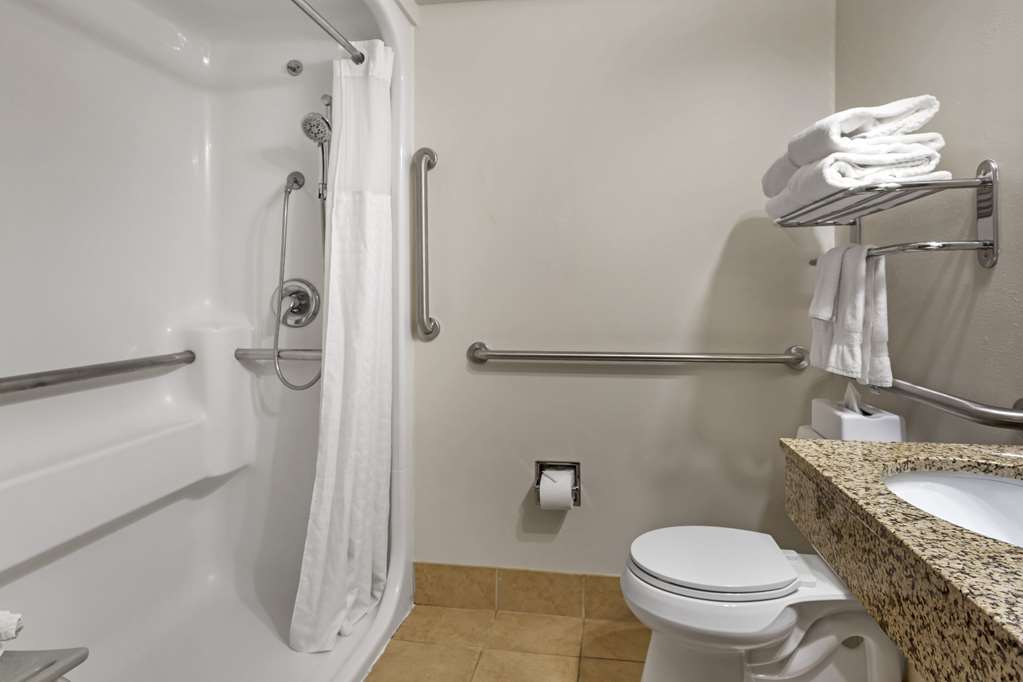 Quality Inn Logan near University - photo 18