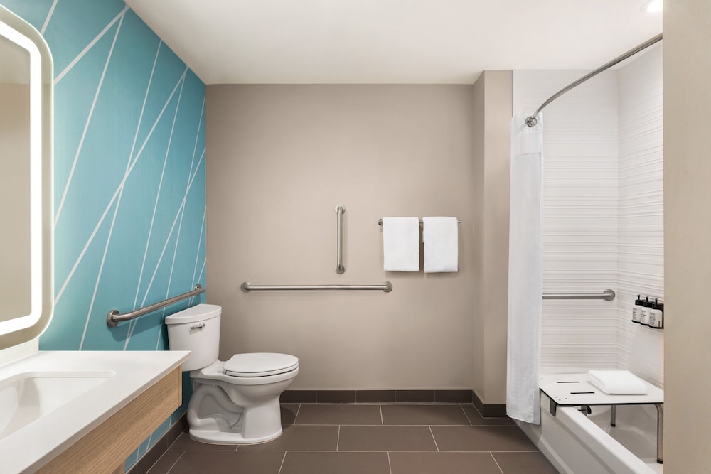 avid hotel Memphis Southaven by IHG - photo 14