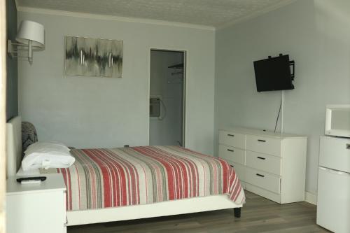 Travel Inn Fort Pierce - photo 51