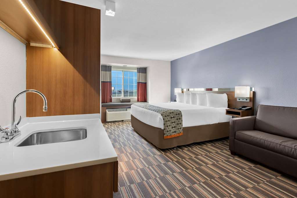 Microtel Inn & Suites by Wyndham Sweetwater - photo 45