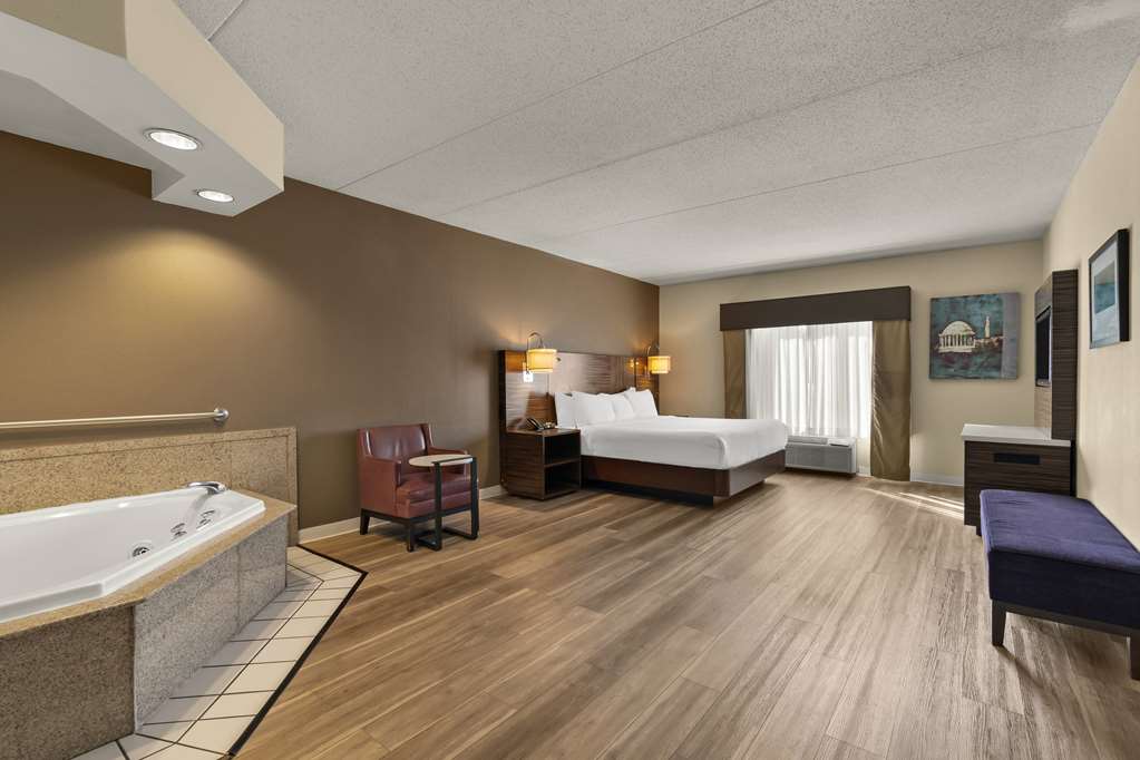 Ramada by Wyndham Harrisburg Hershey Area - photo 46