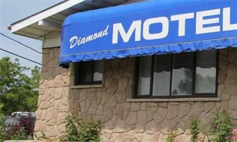 Diamond Motor Inn — Owen Sound