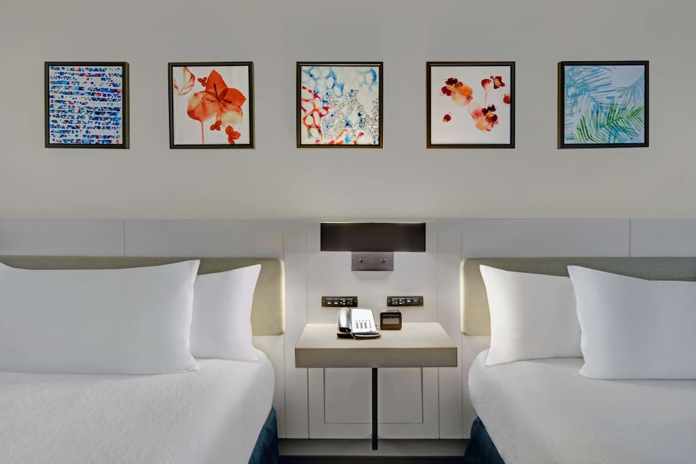 Hilton Garden Inn Jacksonville JTB Deerwood Park - photo 23