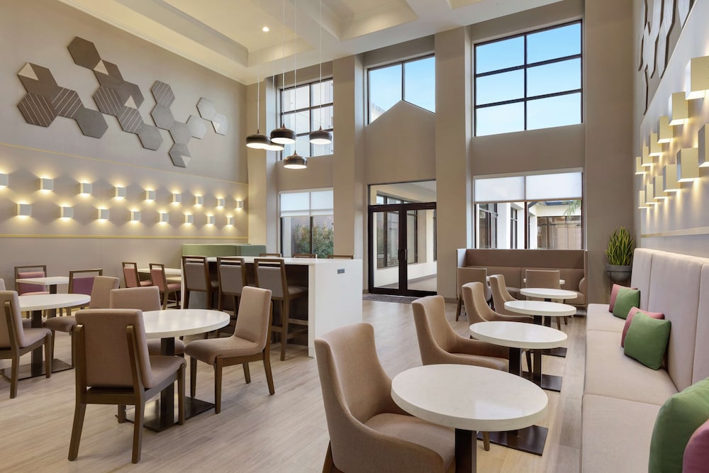 Hampton Inn & Suites Houston Cypress Station - photo 41
