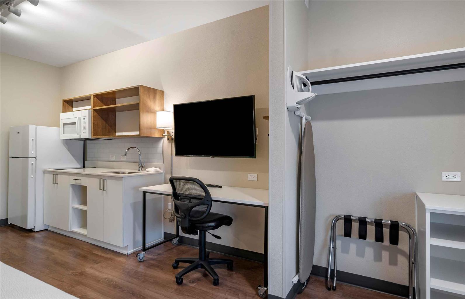 Extended Stay America Suites Charlotte Pineville Park Rd - photo 15