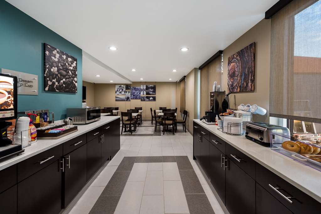 Sleep Inn Brooklyn Sheepshead Bay - photo 31