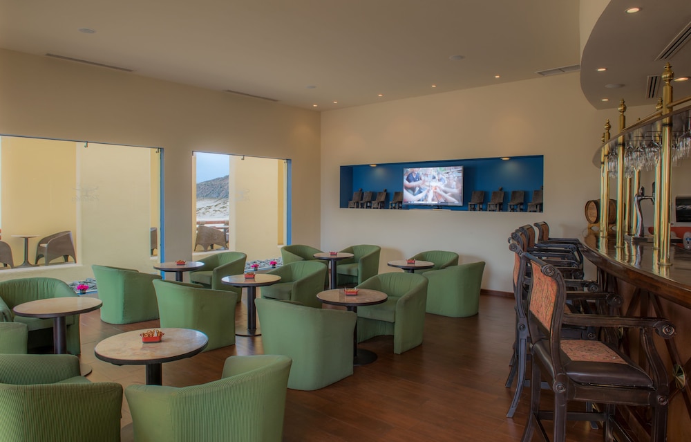 Sports bar