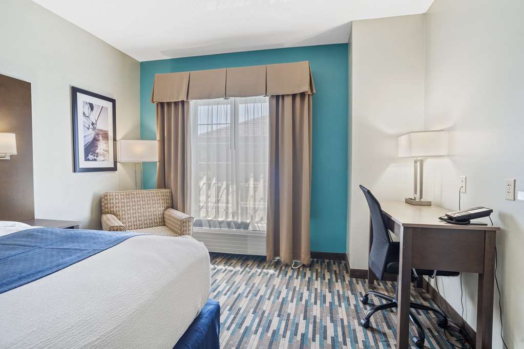 Blue Water Inn Suites BW Signature Collection - photo 22