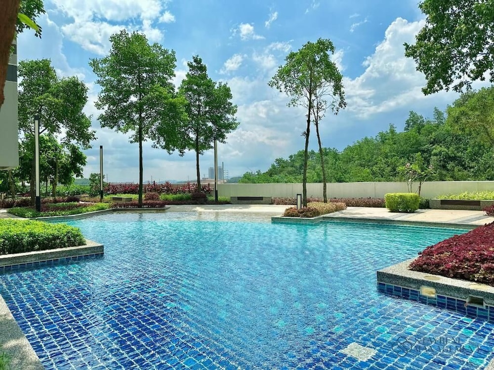 Meridian Medini Near Legoland By Stayrene — 4-Star Luxury Hotel in Johor Bahru, Malaysia