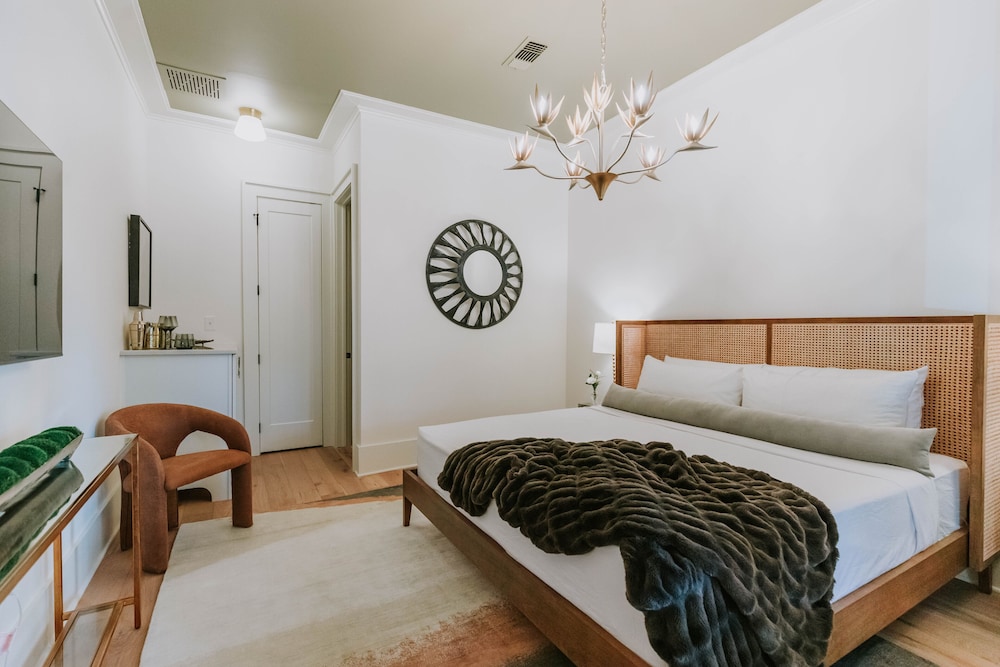 The Springs Hotel - photo 17