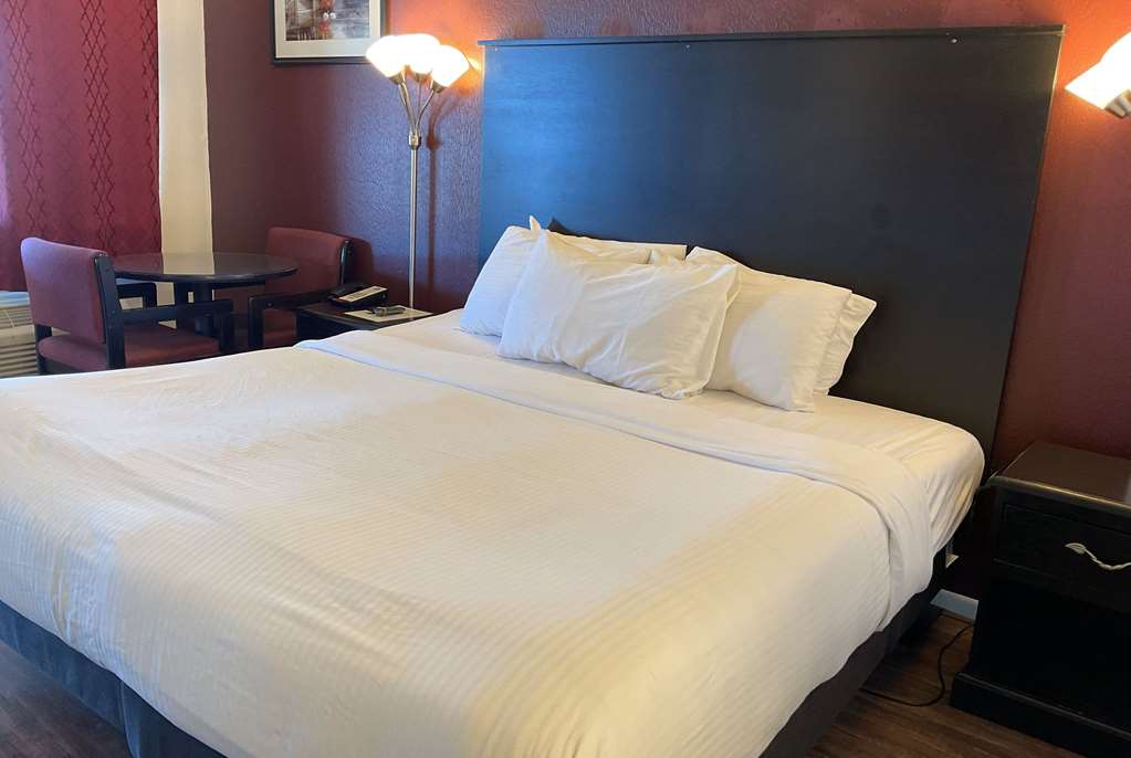 Baymont by Wyndham Petoskey in Petoskey, United States