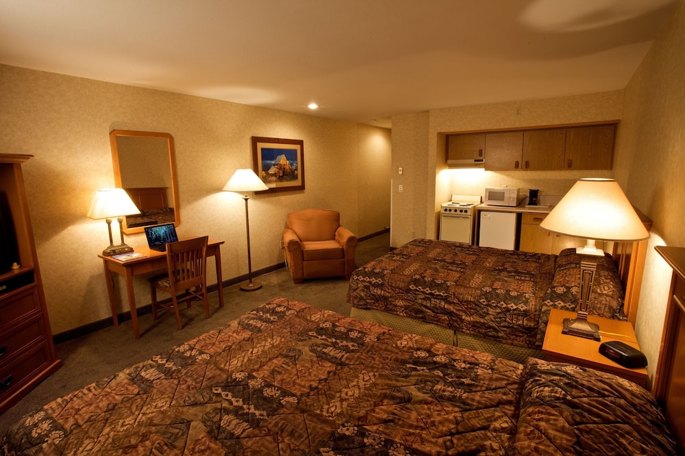 Cousins Country Inn - photo 43