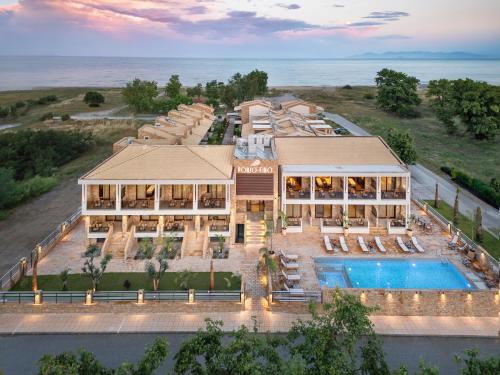 Porto Fino — 4-Star Luxury Hotel in Asprovalta, Greece