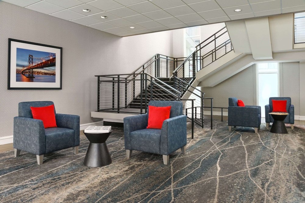 Hotel Caza Fisherman's Wharf - photo 3