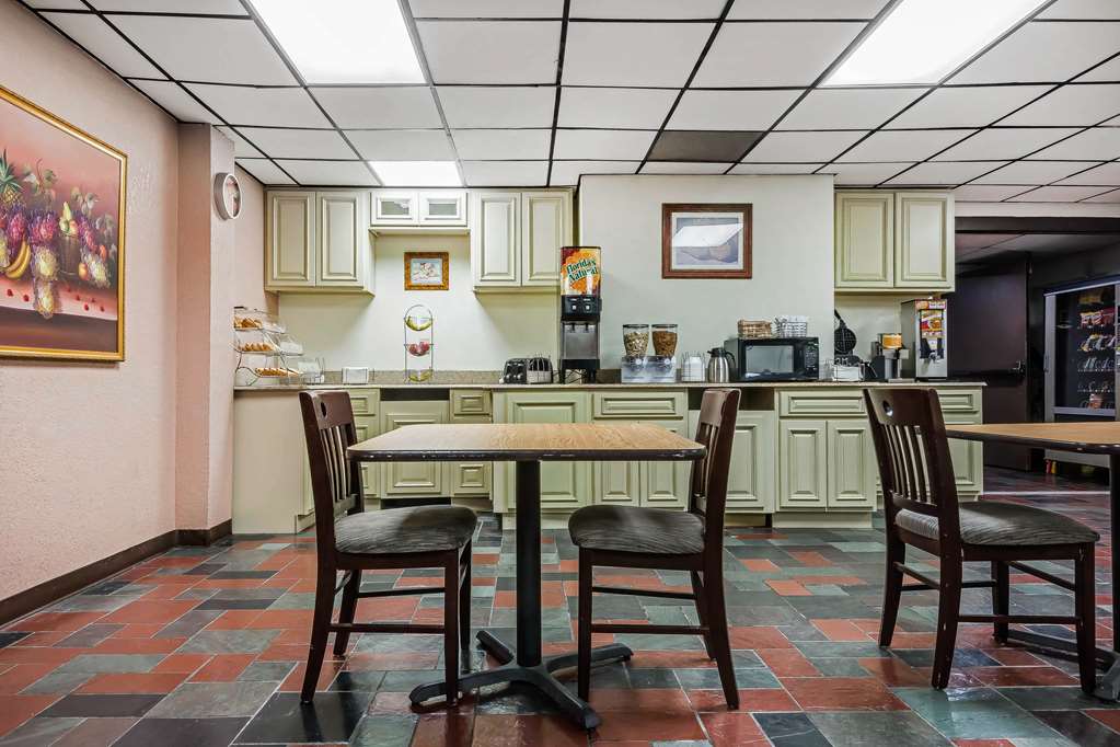 Quality Inn & Suites Binghamton Vestal - photo 28