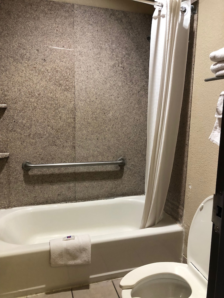 Motel 6 Brenham TX - photo 23