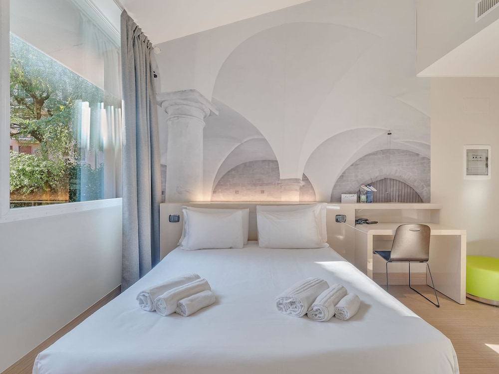 B&B Hotel Bergamo City in Bergamo, Italy