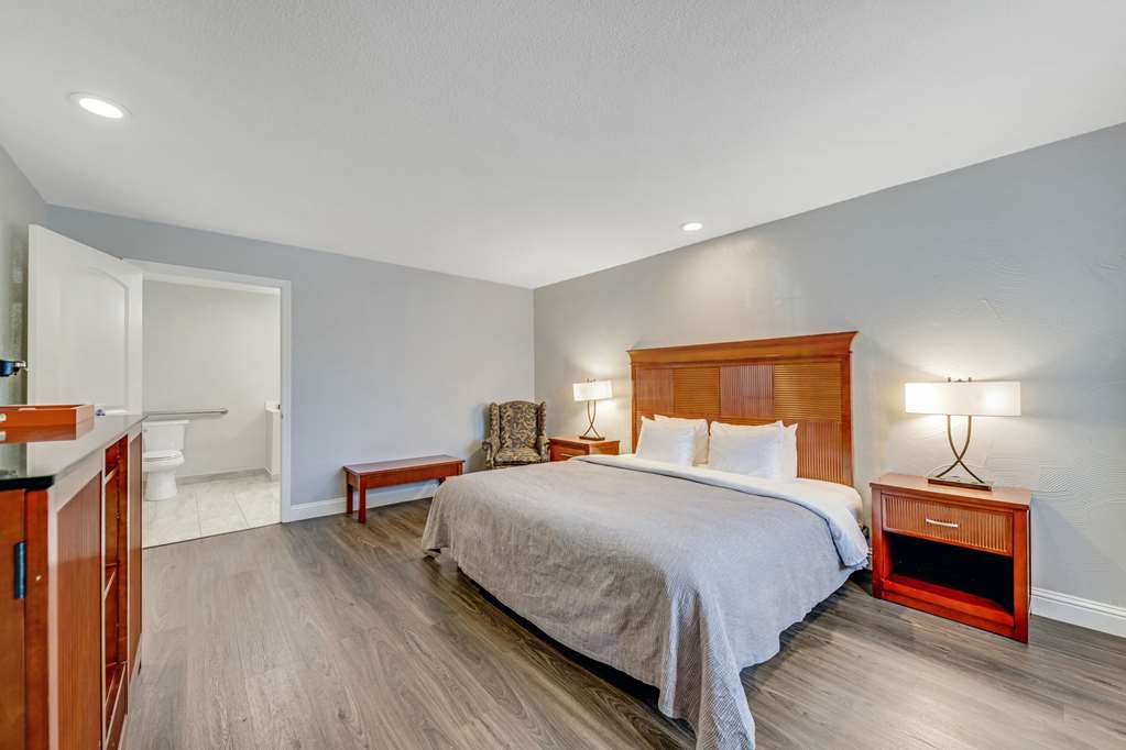 Quality Inn Santa Cruz - photo 10