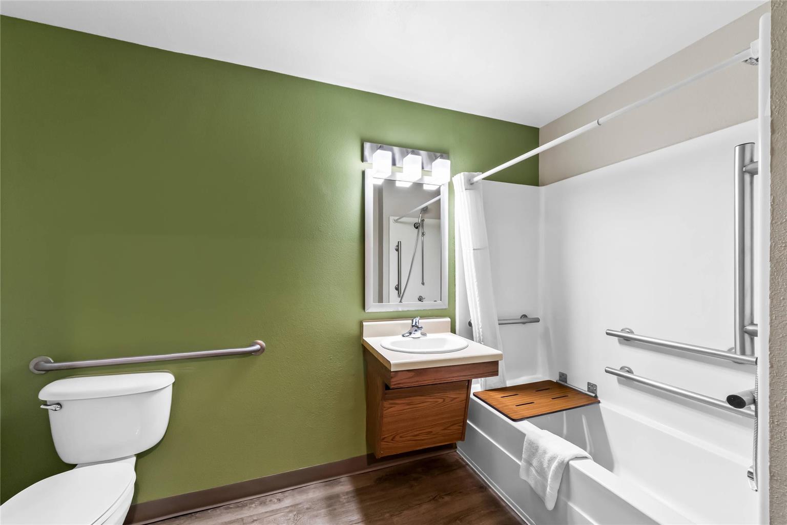 WoodSpring Suites San Antonio South - photo 25