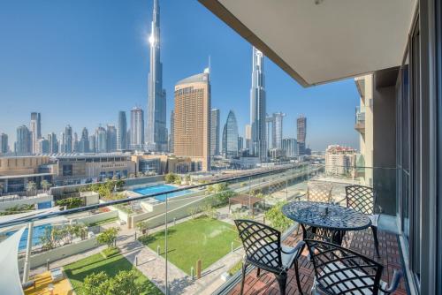 Magnificent 3BR with Full Burj Khalifa & Fountain view — 4-Star Luxury Hotel in Dubai, United Arab Emirates