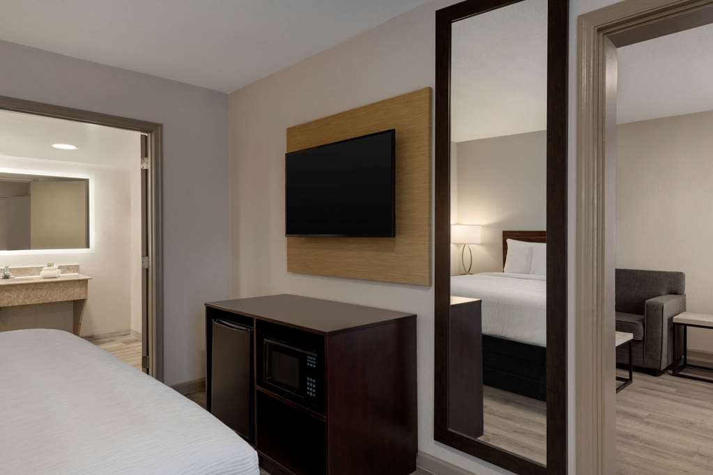 Days Inn by Wyndham Emporia - photo 23