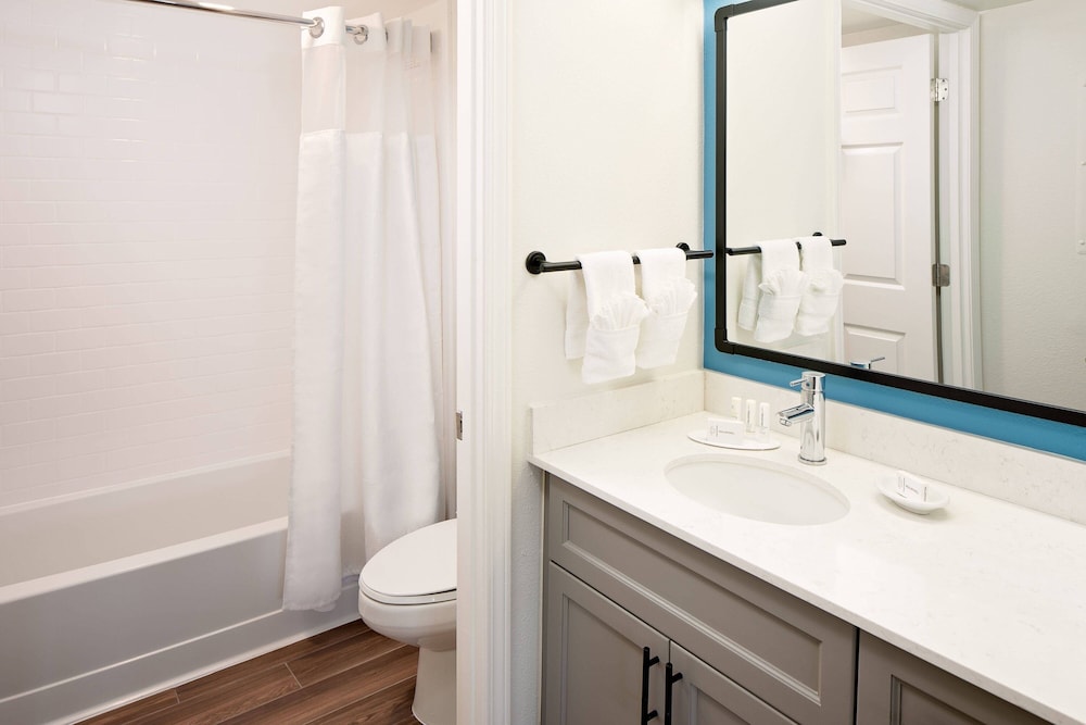 Residence Inn by Marriott Tysons - photo 18