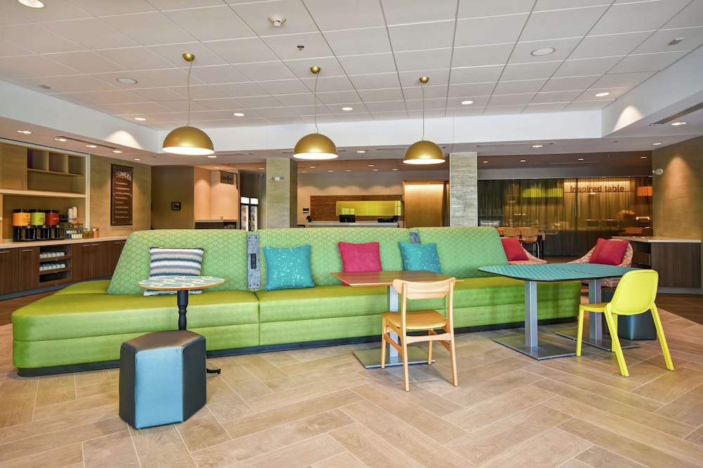 Home2 Suites by Hilton Walpole Foxboro - photo 4